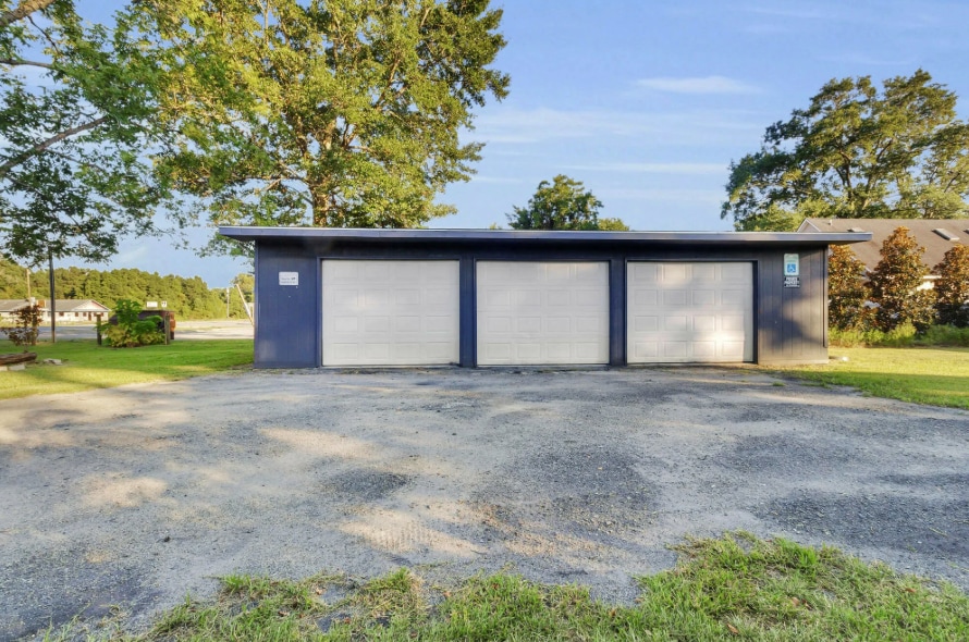 206 W Hickory St, Bridgeton, NC for sale Primary Photo- Image 1 of 2