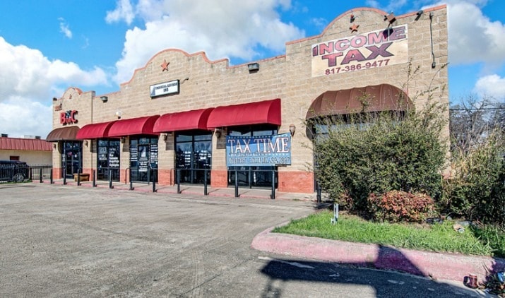 3501 E Berry St, Fort Worth, TX for lease - Building Photo - Image 2 of 9