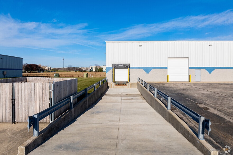 4036 Perry Blvd, Whitestown, IN for lease - Building Photo - Image 2 of 20