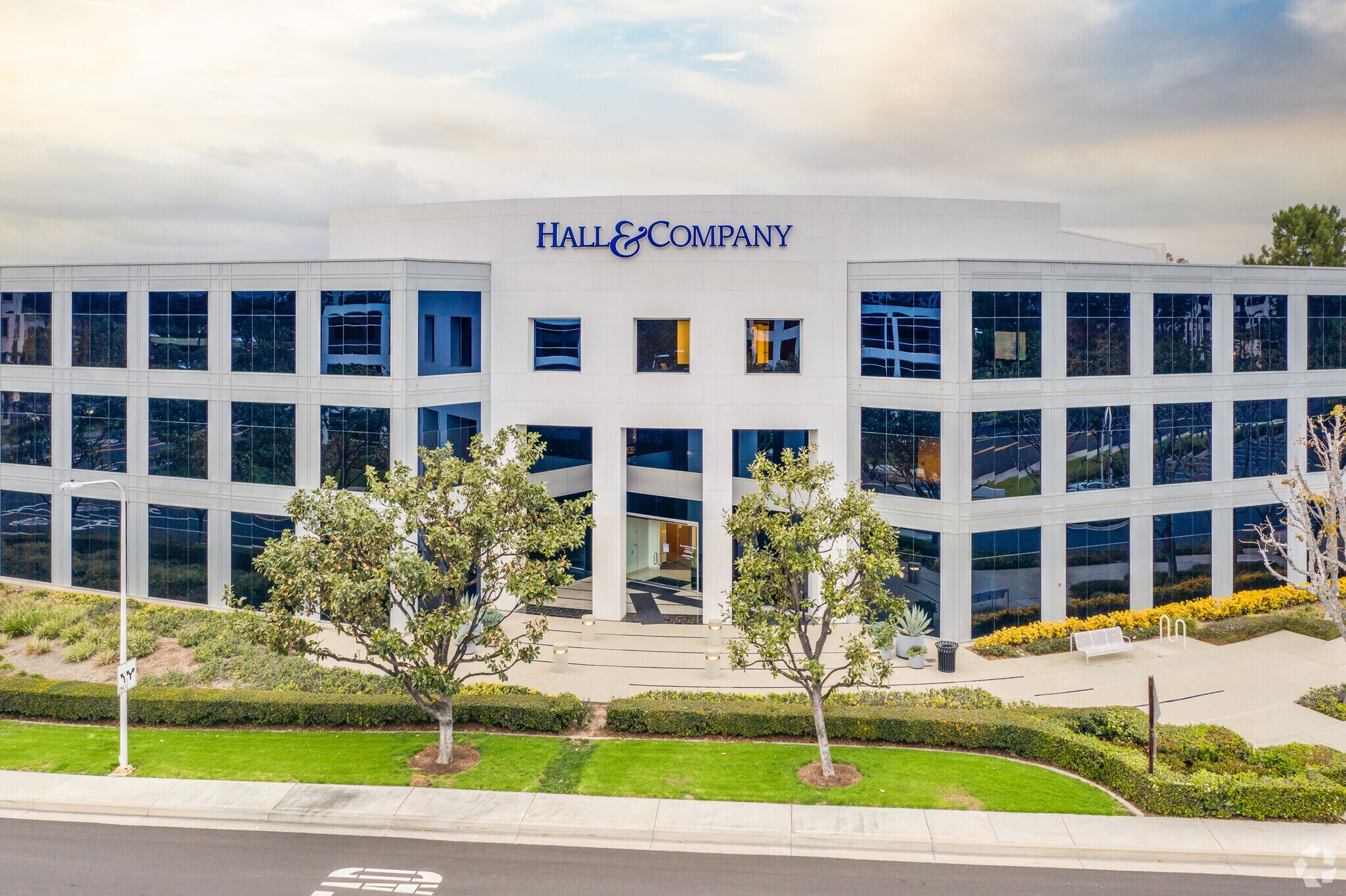 111 Pacifica, Irvine, CA for lease Primary Photo- Image 1 of 9