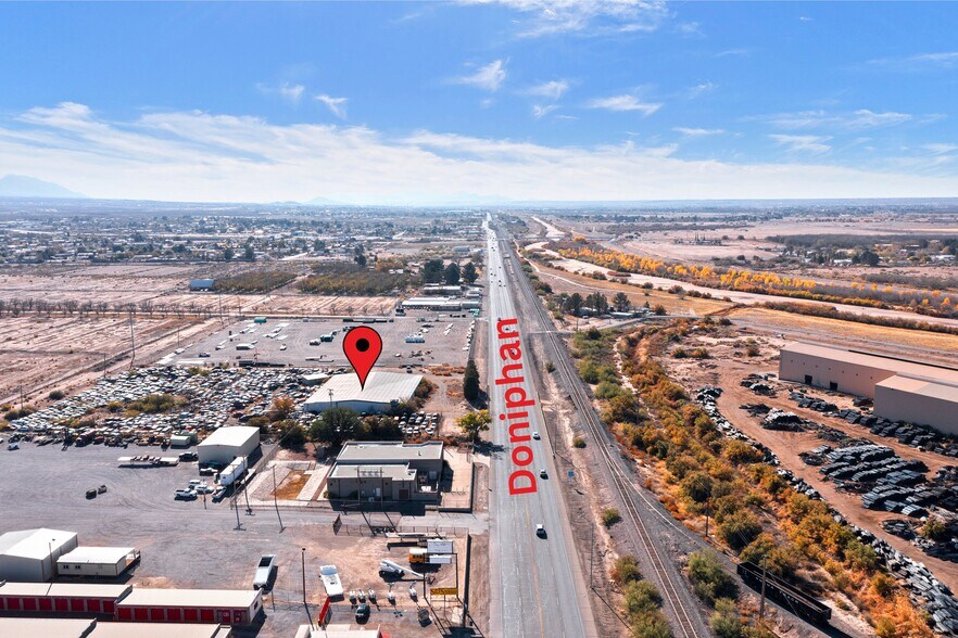 8240 Doniphan Dr, Canutillo, TX for sale - Building Photo - Image 1 of 36