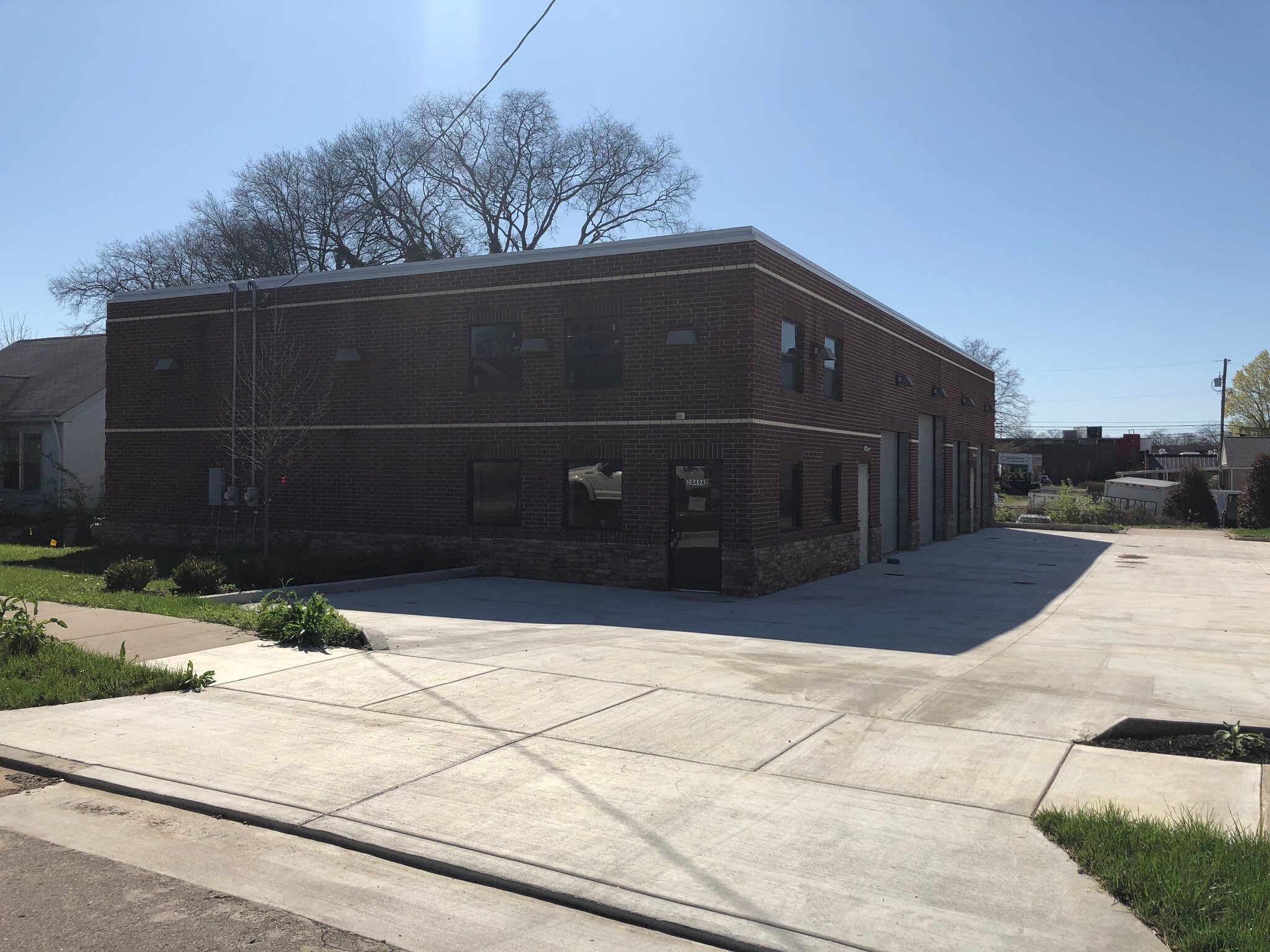 2849 Logan St, Nashville, TN for lease Building Photo- Image 1 of 7