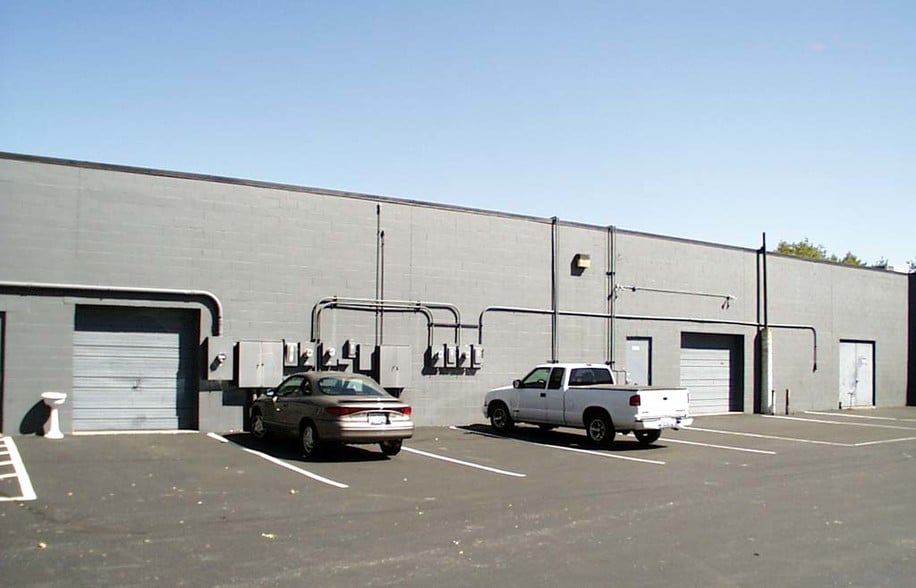 4090 Wedgeway Ct, Earth City, MO for lease - Other - Image 2 of 5