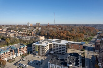 640 Eden Park Dr, Cincinnati, OH - AERIAL map view
