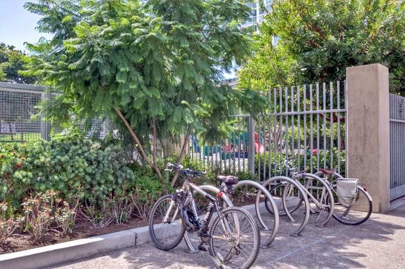 406 9th Ave, San Diego, CA à vendre - Photo du bâtiment - Image 3 de 13