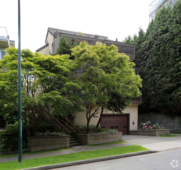 2458 York Ave, Vancouver, BC for sale - Primary Photo - Image 1 of 1
