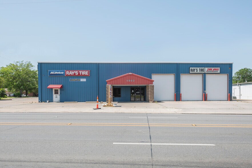 1903 Cypress St, West Monroe, LA à vendre - Photo du bâtiment - Image 2 de 14