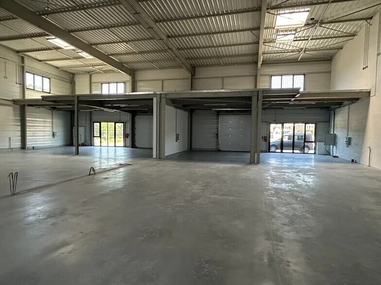 Local d'activités dans Le Bignon à vendre - Photo intérieure - Image 2 de 5