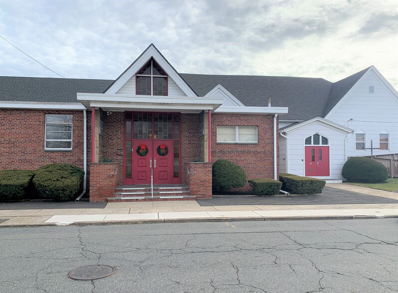 21 Church St, Elmwood Park, NJ for sale - Building Photo - Image 1 of 1