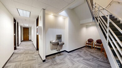 2900 Highwoods Blvd, Raleigh, NC à louer Numérisation 3D de Matterport- Image 1 de 15