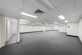 96 Victoria St, WEST END for lease Interior Photo- Image 2 of 5