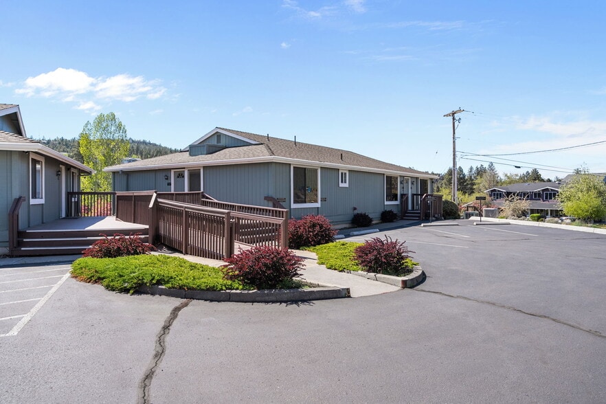 62910 O B Riley Rd, Bend, OR for lease - Building Photo - Image 2 of 26