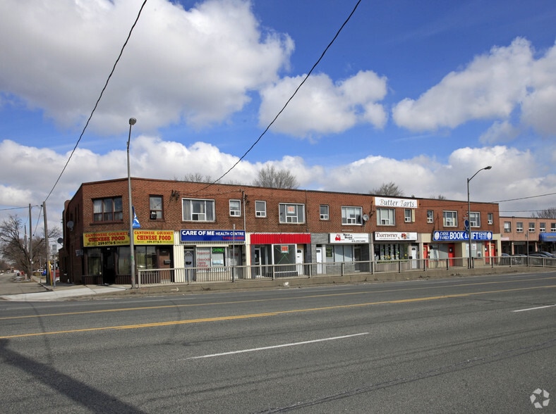 1260 The Queensway, Toronto, ON à vendre - Photo du bâtiment - Image 2 de 3