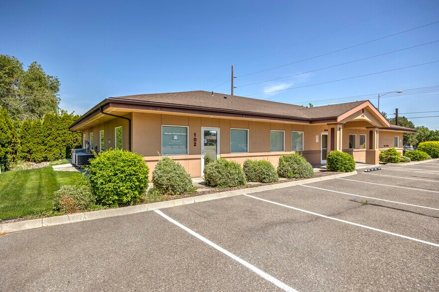 515 N Neel St, Kennewick, WA à louer - Photo du bâtiment - Image 3 de 11