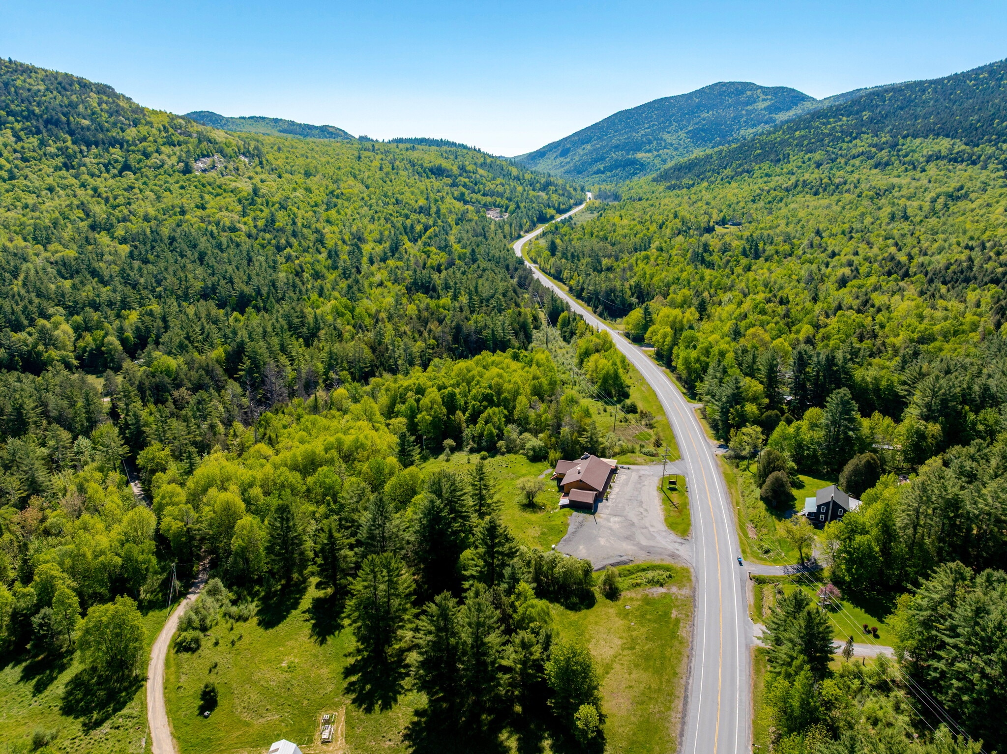 10050 NYS Route 9N, Keene, NY for sale Building Photo- Image 1 of 16