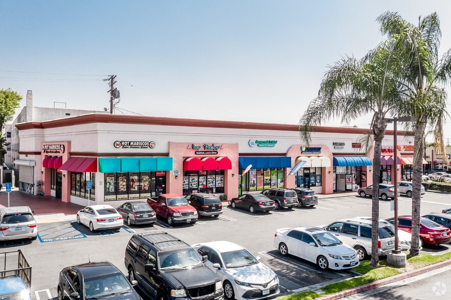 2667 E Florence Ave, Huntington Park, CA for sale - Building Photo - Image 3 of 13