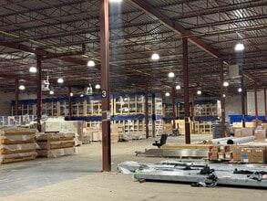 2480 Tedlo St, Mississauga, ON à louer Photo intérieure- Image 2 de 2