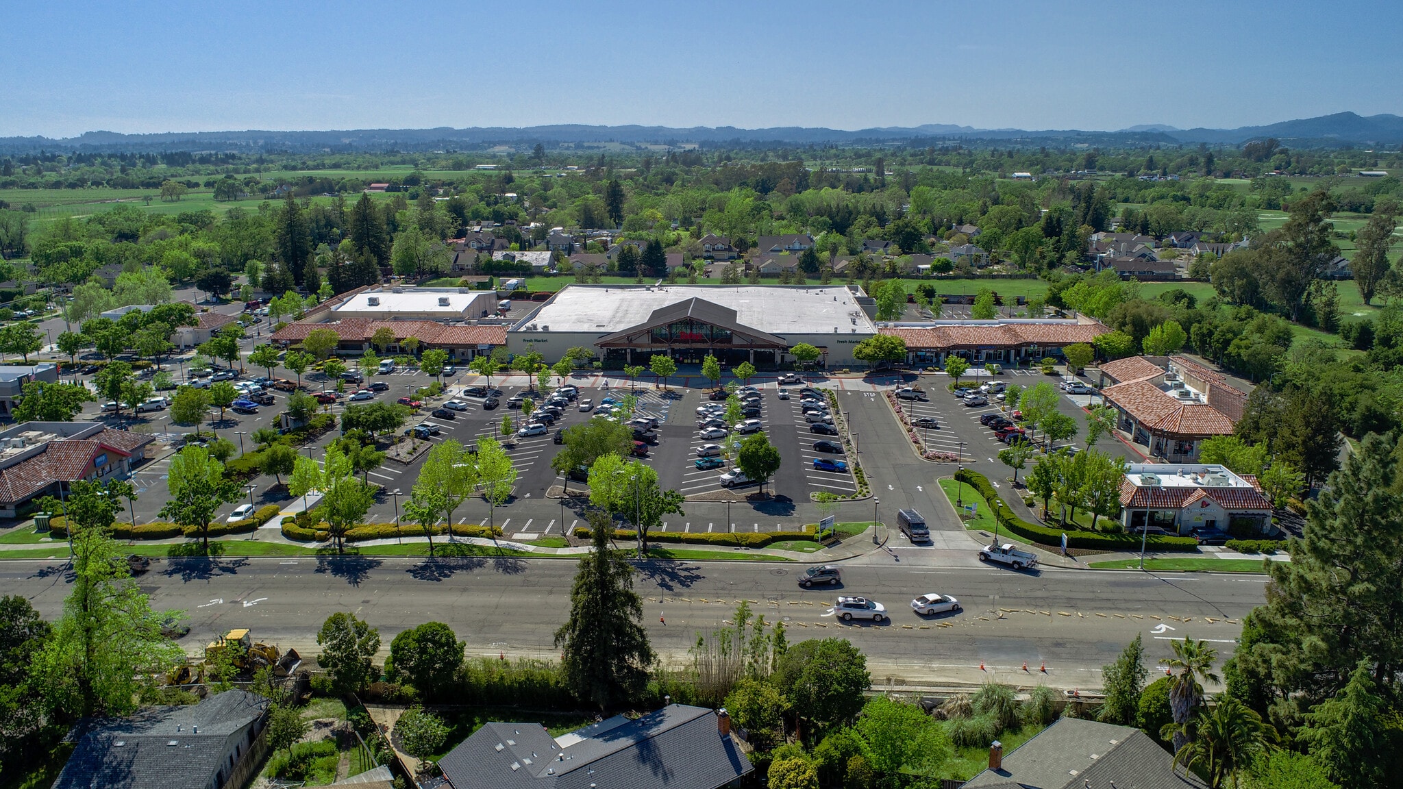 1407 Fulton Rd, Santa Rosa, CA for lease Primary Photo- Image 1 of 7