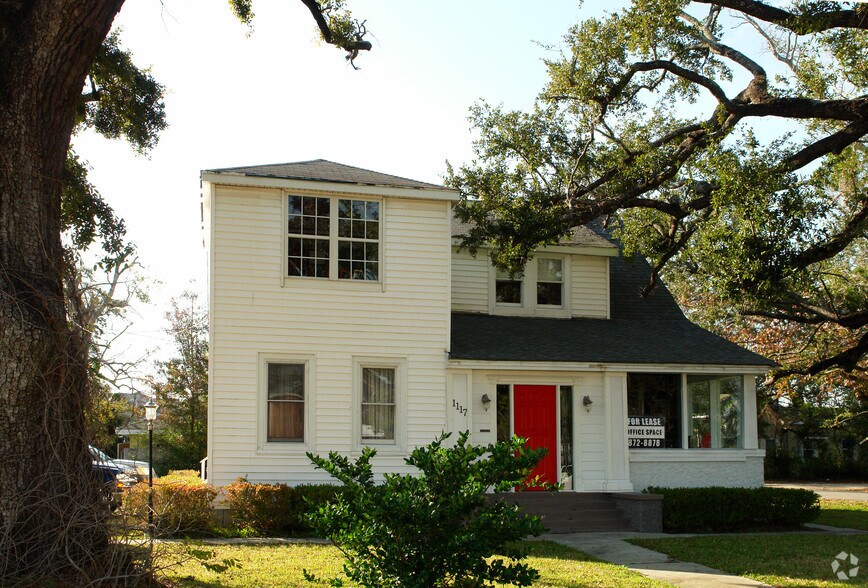 1117 Washington Ave, Ocean Springs, MS à vendre - Photo du bâtiment - Image 3 de 52