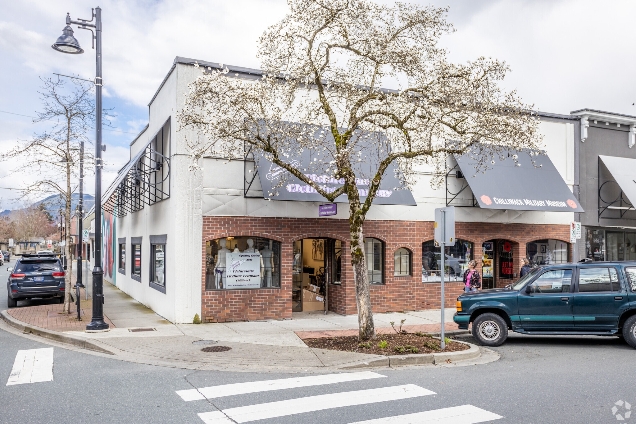 45915 Wellington Ave, Chilliwack, BC for sale Primary Photo- Image 1 of 1