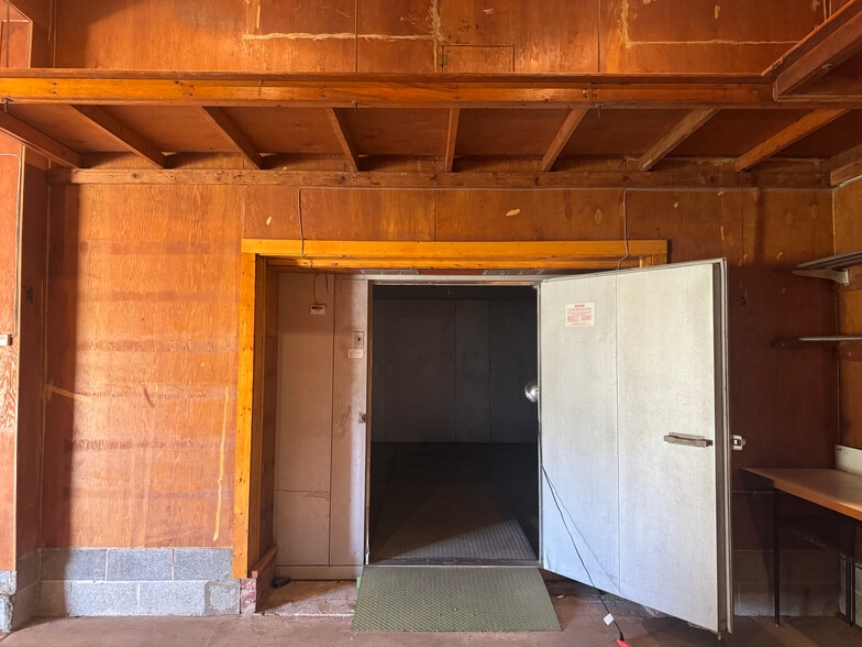 2898 US-701 Hwy, Four Oaks, NC for sale - Building Photo - Image 3 of 11