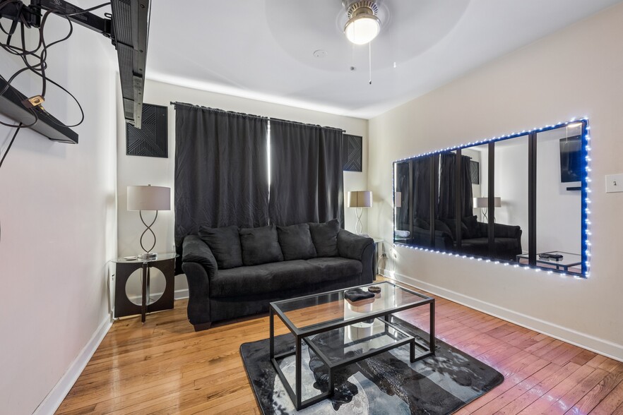 7601-7605 S Peoria St, Chicago, IL for sale - Interior Photo - Image 3 of 3