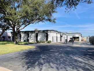 More details for 10702 Fallstone Rd, Houston, TX - Flex for Sale