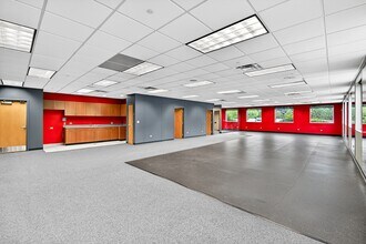 2940 Rollingridge Rd, Naperville, IL for lease Interior Photo- Image 2 of 11