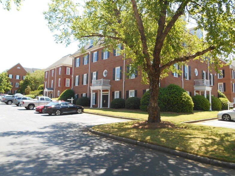 1640 Powers Ferry Rd SE, Marietta, GA à louer - Photo principale - Image 1 de 12