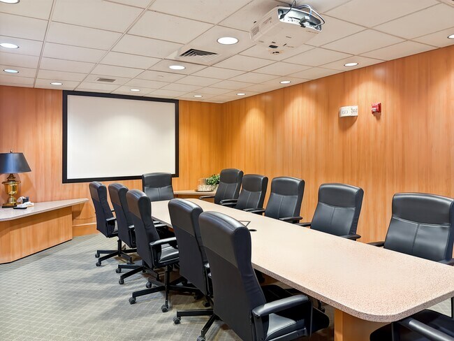 More details for 264 S River Rd, Bedford, NH - Coworking for Lease