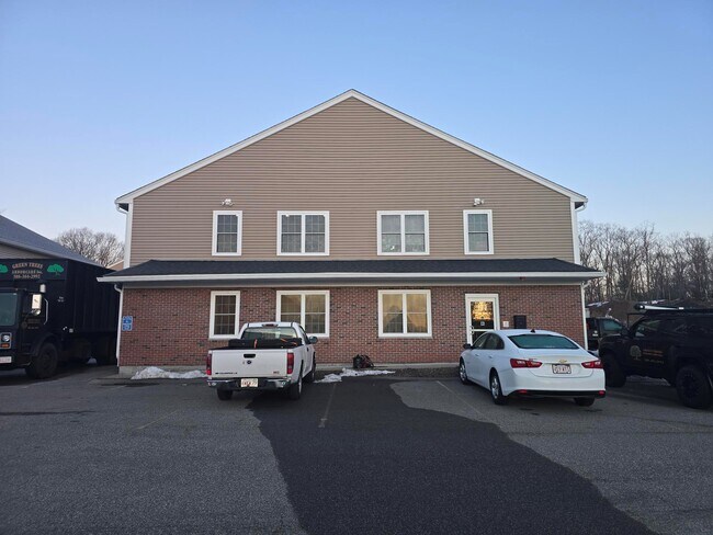 Plus de détails pour 225 Industrial Rd, Wrentham, MA - Industriel à louer