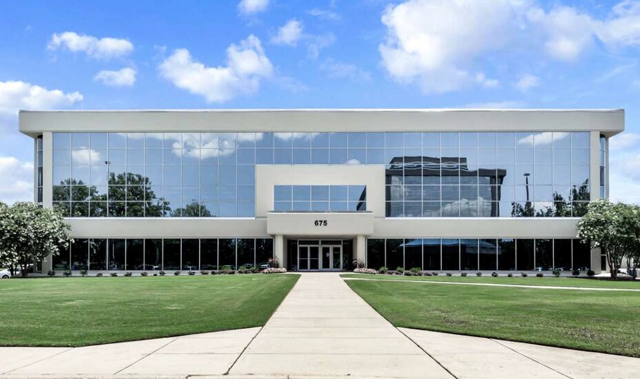 675 Discovery Dr NW, Huntsville, AL à louer - Photo du bâtiment - Image 2 de 6