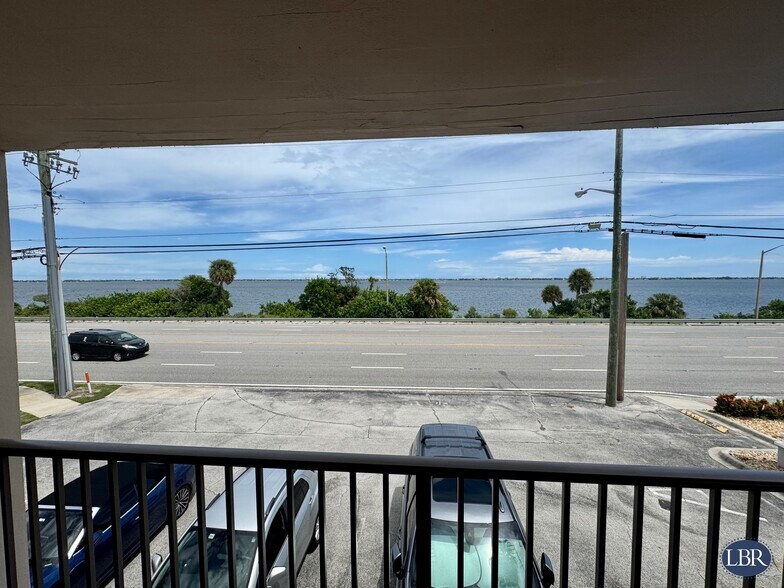 312 S Harbor City Blvd, Melbourne, FL à vendre - Photo du bâtiment - Image 3 de 9