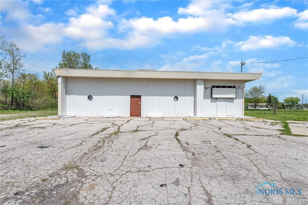 11407 Corduroy Rd, Curtice, OH for sale Building Photo- Image 1 of 26