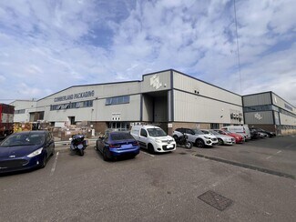 Plus de détails pour Campfield Rd, Southend On Sea - Industriel à louer