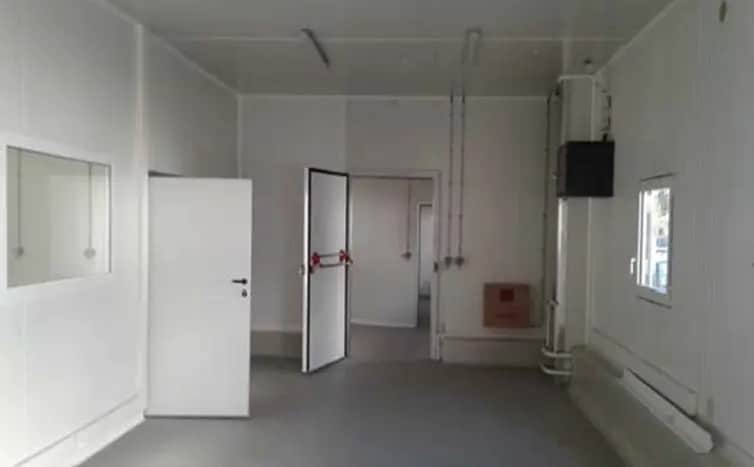 Flex in Rouen for lease Interior Photo- Image 1 of 3