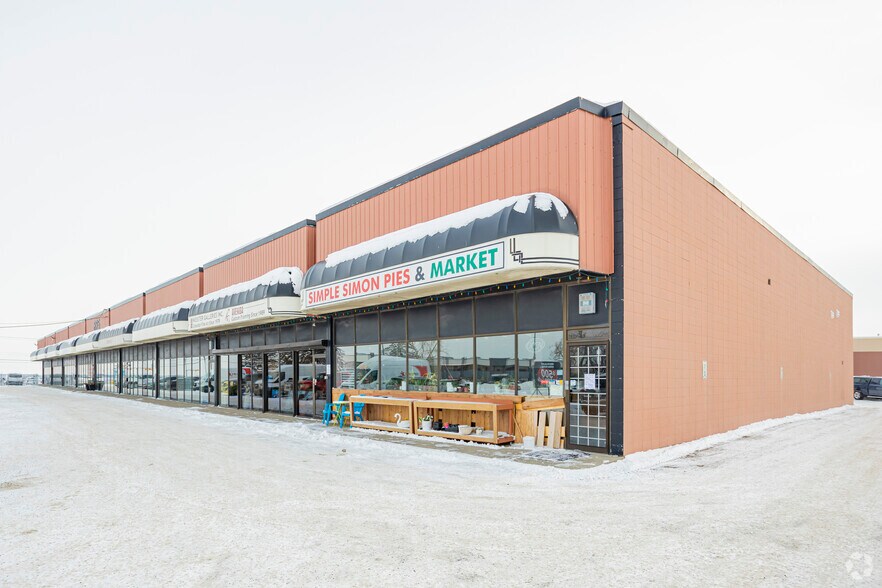 625 77th Ave SE, Calgary, AB for sale - Primary Photo - Image 1 of 1