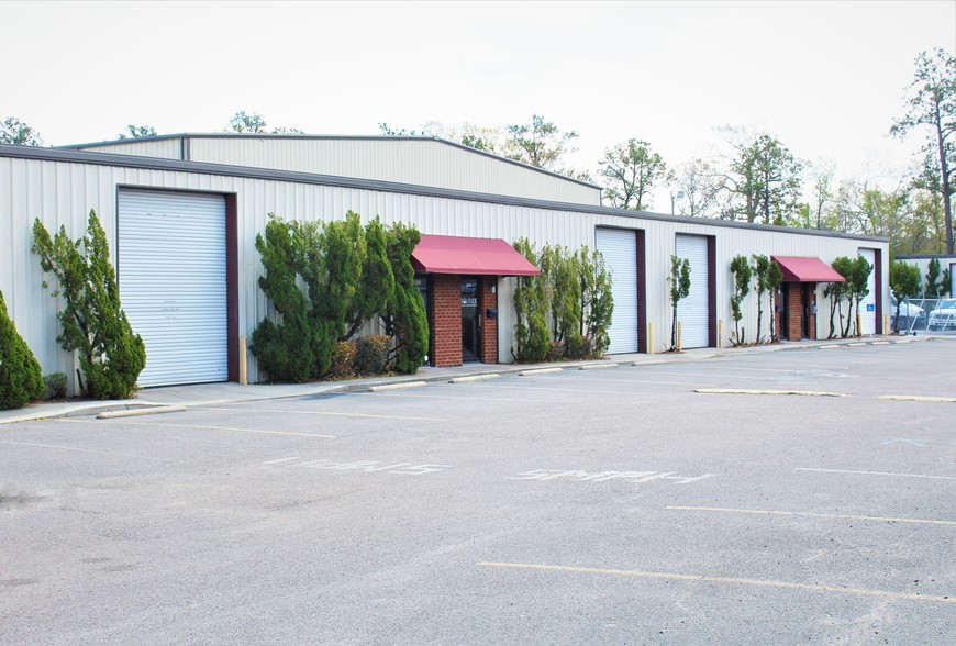 4365 Dorchester Rd, North Charleston, SC for lease - Building Photo - Image 1 of 5