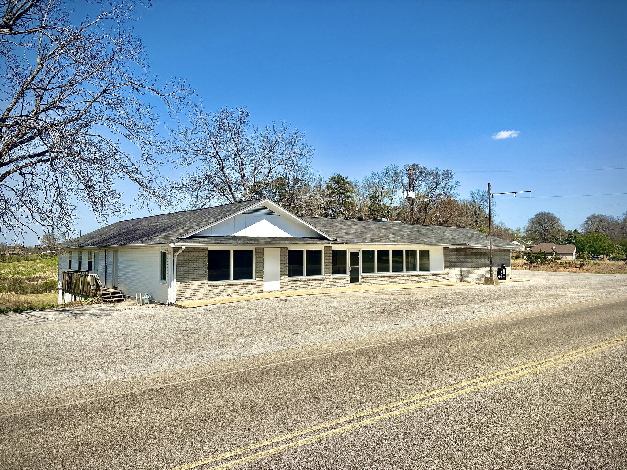 1759 County Road 28, Clanton, AL for sale Primary Photo- Image 1 of 10
