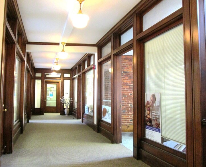 565 Congress St, Portland, ME for lease - Interior Photo - Image 3 of 10