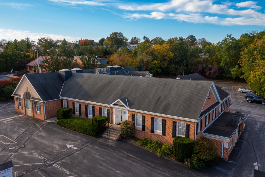 1620 S Queen St, York, PA à vendre - Photo du bâtiment - Image 1 de 1