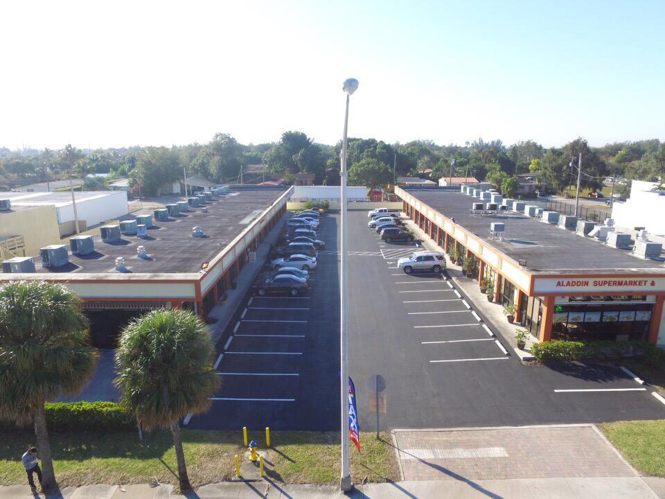 20-46 NW 167th St, Miami, FL à louer Photo du bâtiment- Image 1 de 9