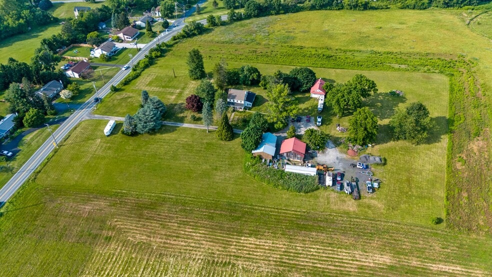 1112 W Bridge St, Spring City, PA for sale - Aerial - Image 2 of 40