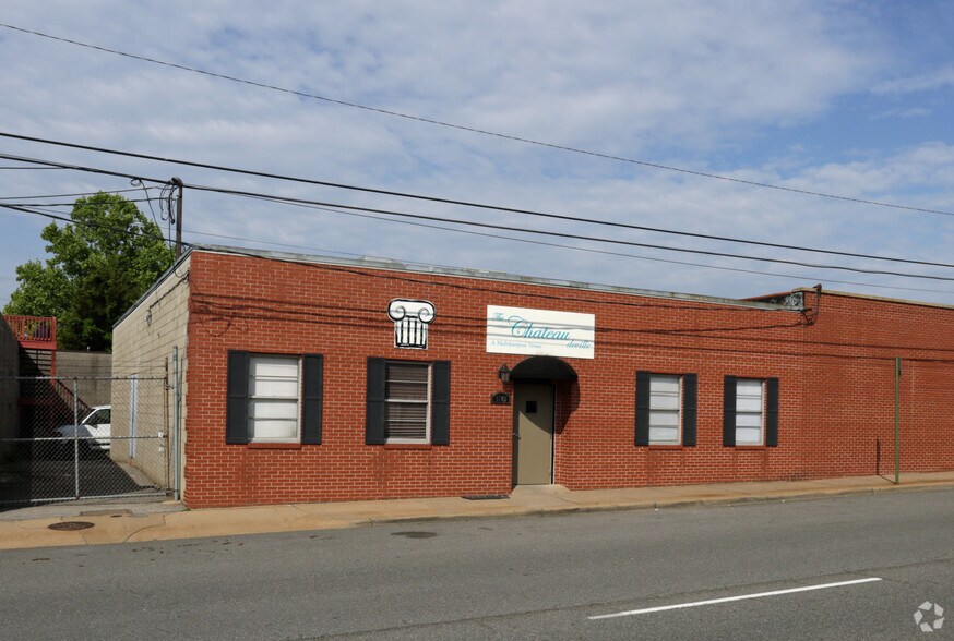 1502 Brook Rd, Richmond, VA à vendre - Photo principale - Image 1 de 4