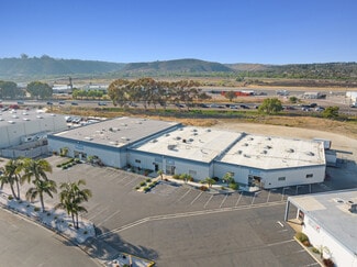 Plus de détails pour 390-398 Via El Centro, Oceanside, CA - Industriel à vendre