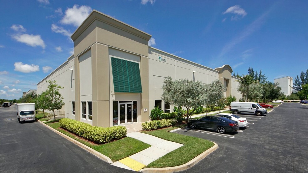 1700 NW 15th Ave, Pompano Beach, FL for lease - Building Photo - Image 1 of 19