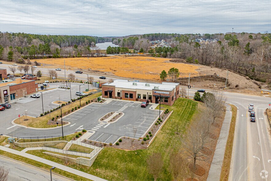 953 Gateway Commons Cir, Wake Forest, NC à louer - Aérien - Image 3 de 5