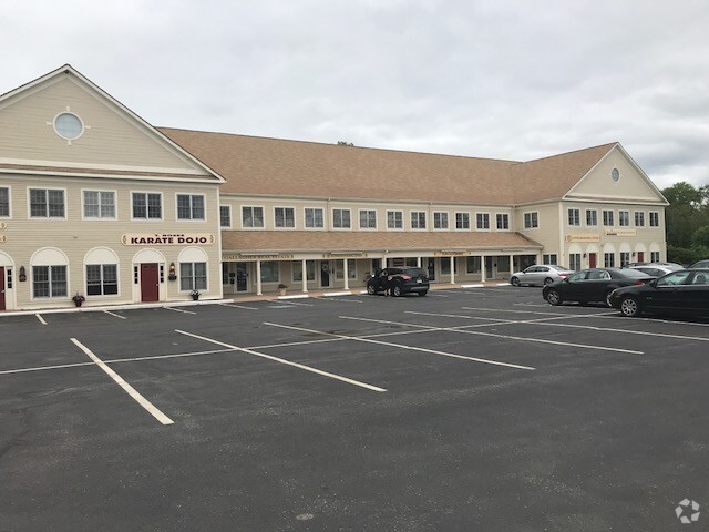 386 W Main St, Northborough, MA for lease - Building Photo - Image 2 of 4