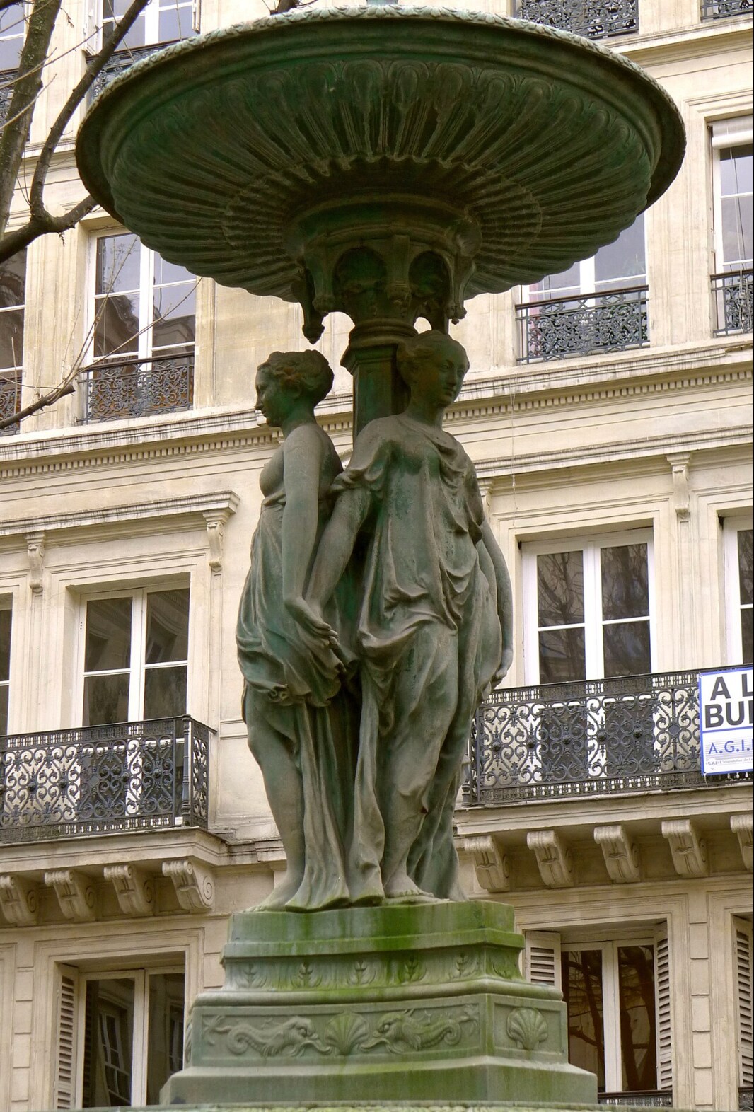 9 Cite De Trevise, Paris for lease Building Photo- Image 1 of 2