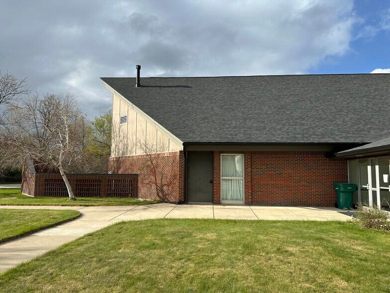 2460 Baldwin st, Sturgis, SD à vendre - Photo du bâtiment - Image 2 de 26